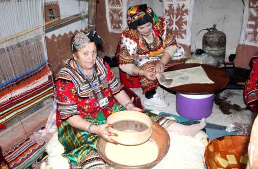 Célébration de yennayer 2975 : Semaine culturelle amazighe à Tizi Ouzou