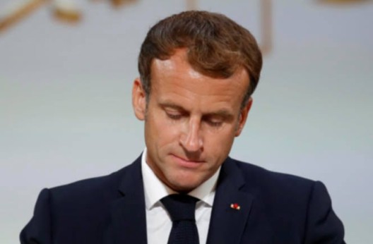 Quand Macron veut sauver sa peau