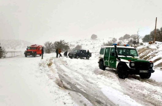 Importantes chutes de neige dans la région est : Circulation difficile sur plusieurs axes routiers