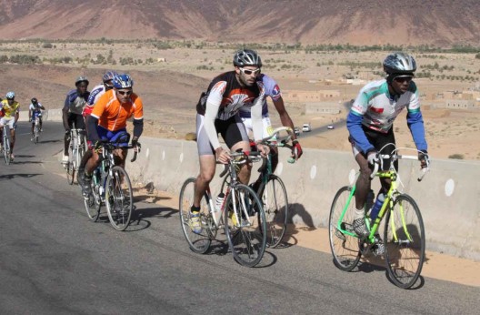 Tour d’Algérie cycliste 2025 : Honorer la mémoire des martyrs de Saqiet Sidi Youcef