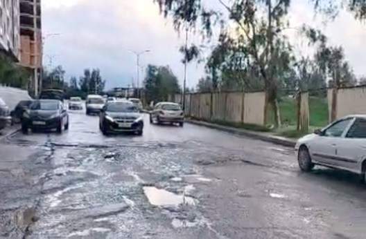 Prise en charge du réseau routier à Tizi Ouzou : La région «bénéficiera d’un programme complémentaire», selon Merad