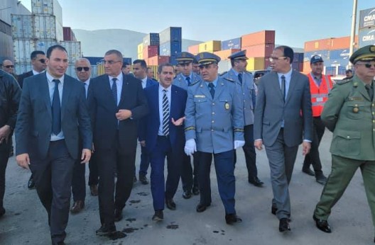 Visite du DG des douanes algériennes au port de Annaba : Passage effectif au mode 24/24