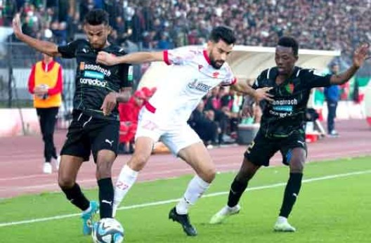 Ligue 1 (19e Journée) : Le leader à Oran pour conforter son leadership