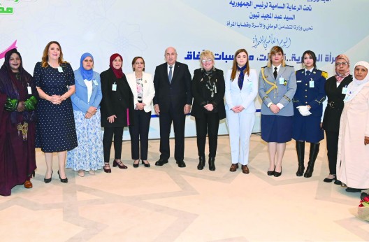 Le président Tebboune rend hommage aux algériennes : «Aux côtés des hommes, les femmes contribuent à la renaissance de l’Algérie»