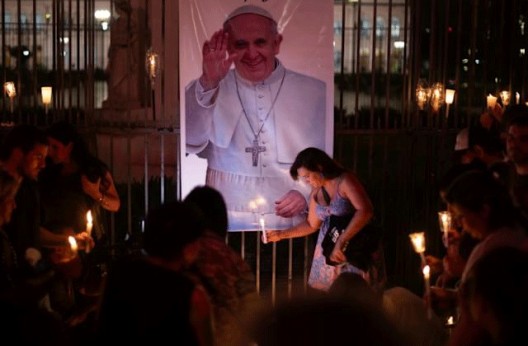 Vatican : Le pape hospitalisé fait de la physiothérapie